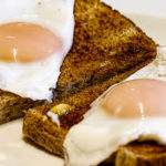Яйцето - идеална храна на сила и здраво тяло