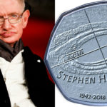 монета в памет на Стивън Хокинг