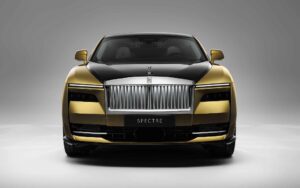 Rolls-Royce представи Spectre първия си изцяло е-модел